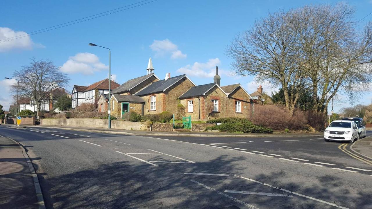 לונדון Converted Bungalow In Bexley מראה חיצוני תמונה